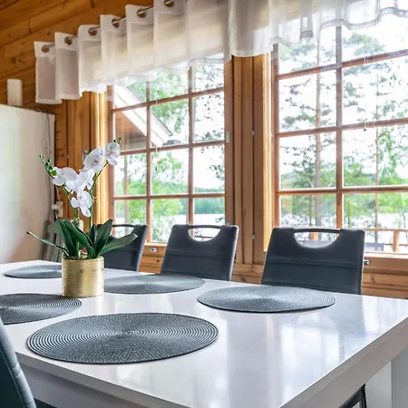 펜션 Hanhenpesae By Interhome