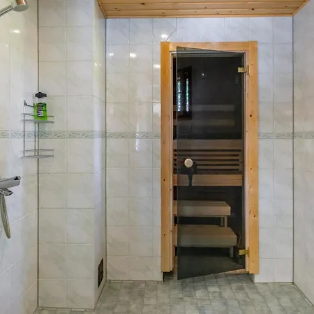 Hanhenpesae By Interhome *