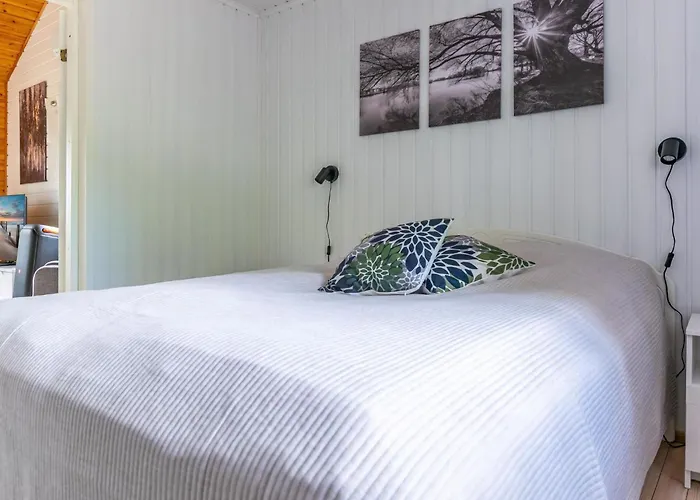 Hanhenpesae By Interhome * Rautalampi