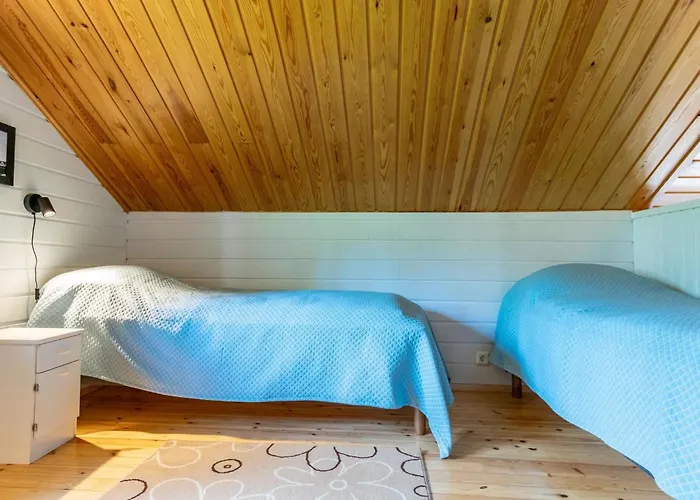 Hanhenpesae By Interhome Rautalampi